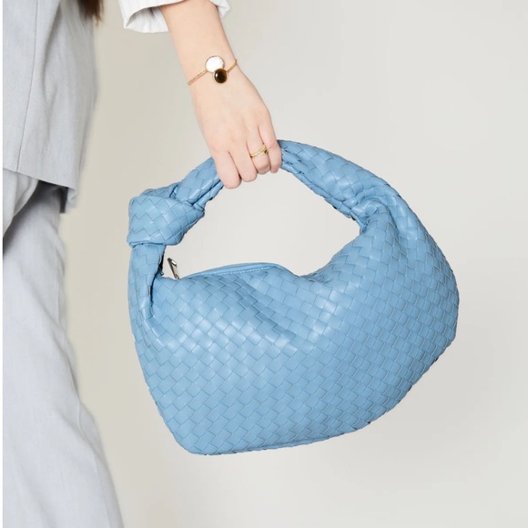 Woven Bag - Picture 2 of 8